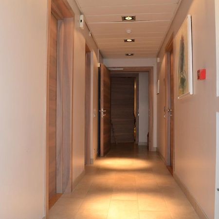 Mandara Hotel Антиб Екстериор снимка