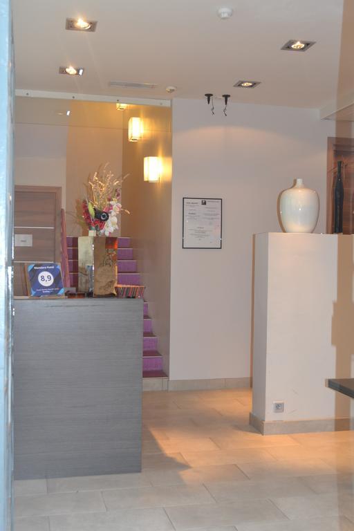 Mandara Hotel Антиб Екстериор снимка