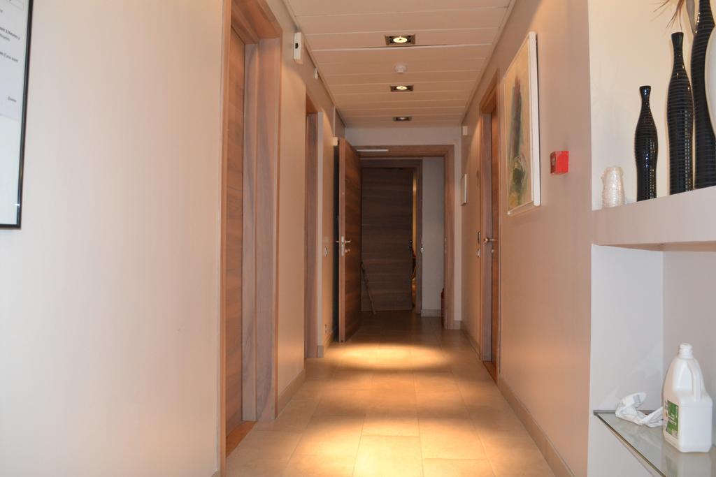 Mandara Hotel Антиб Екстериор снимка