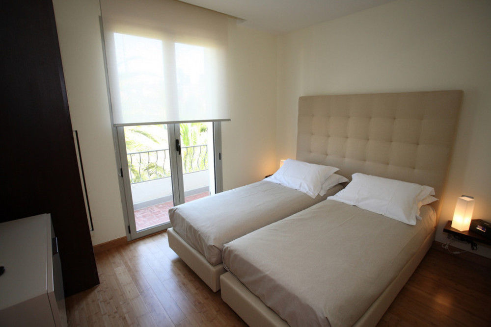 Mandara Hotel Антиб Екстериор снимка